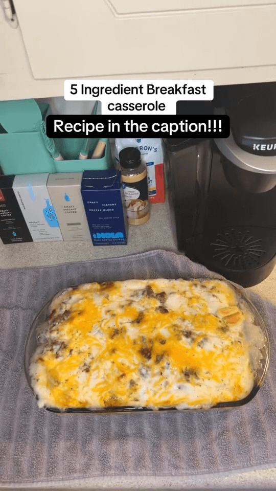 2. Easy 5-Ingredient Breakfast Casserole