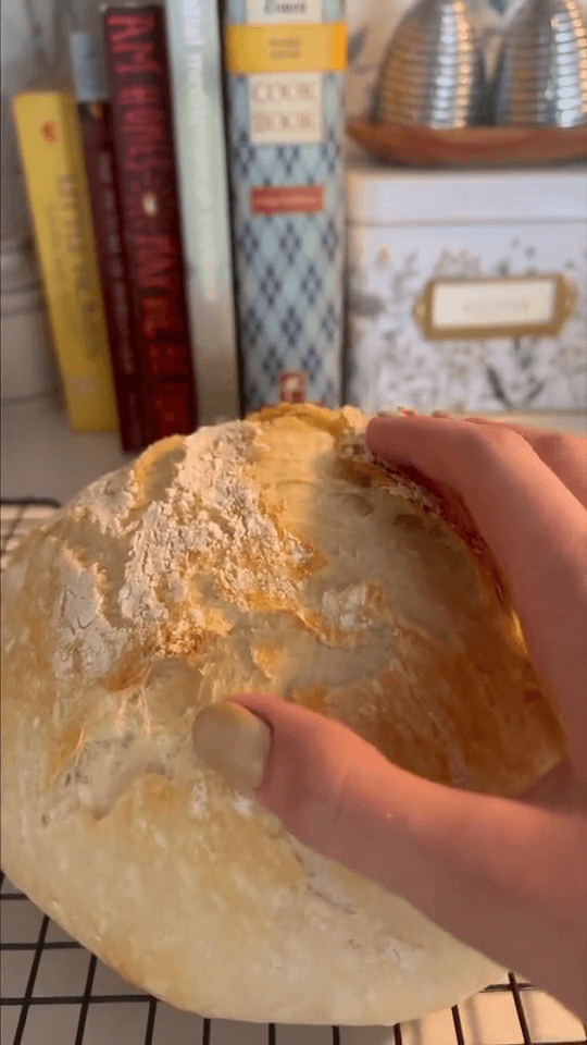 The Easiest No-Knead Bread Recipe You'll Ever Make!